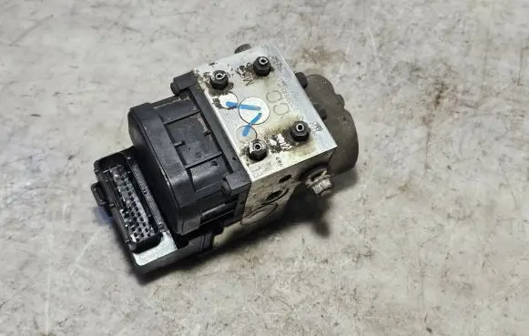 Subaru Impreza II ABS Pump 27534FE030 11000041160