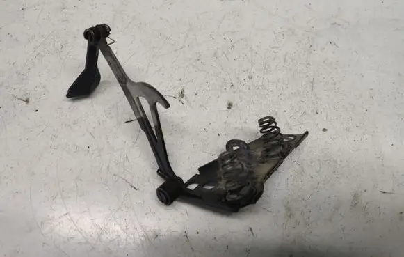 Mercedes-Benz ML W163 Engine bonnet (hood) release handle