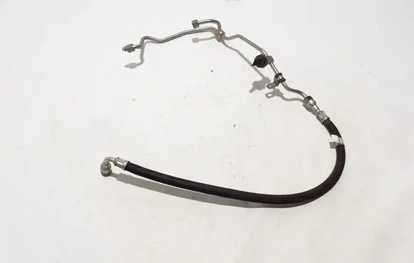 BMW X4M F98 Fuel injector supply line/pipe 8053442
