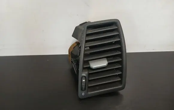 Volvo XC90 Dashboard side air vent grill/cover trim 3409399