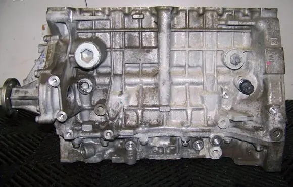 Honda CR-V Engine block R20A9