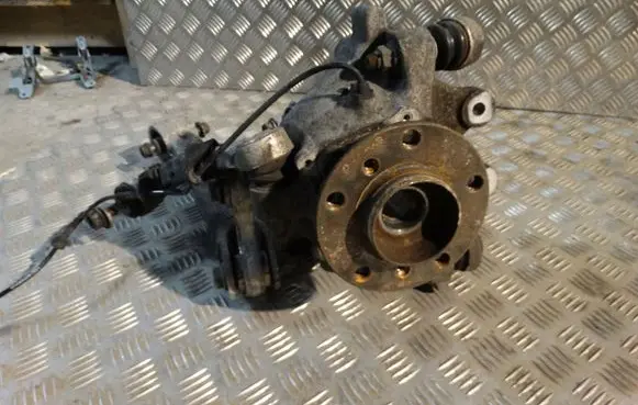BMW 5 F10 F11 Rear wheel hub