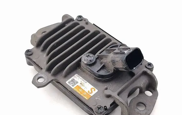 Toyota RAV 4 (XA50) Distronic sensor radar 8821033120 2301008016 801601310353