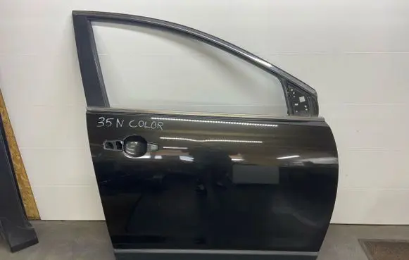 Mazda CX-9 Front door