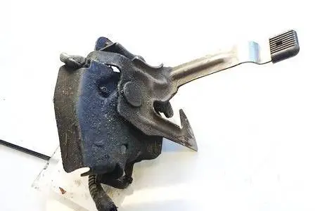 Engine bonnet/hood lock/catch