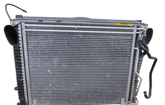 Mercedes-Benz SL R230 Radiator set A2205000954 2205002303 A2305000104