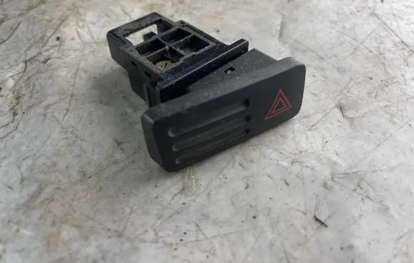 Toyota Land Cruiser (J120) Hazard light switch 153693 8170r71
