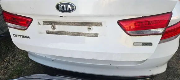 KIA Optima Truck tailgate 