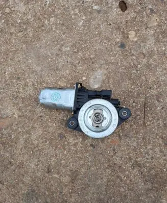 Sunroof motor/actuator