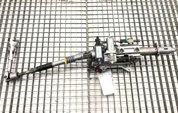 Maserati Quattroporte Steering wheel axle 06700067910