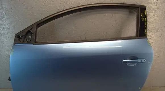 Renault Megane III Front door