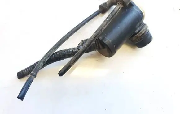 Ford Transit Windscreen/windshield washer pump 06084