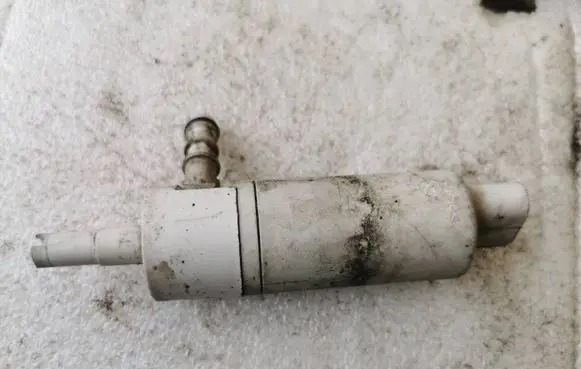 Mercedes-Benz R AMG W251 Windscreen/windshield washer pump 30155