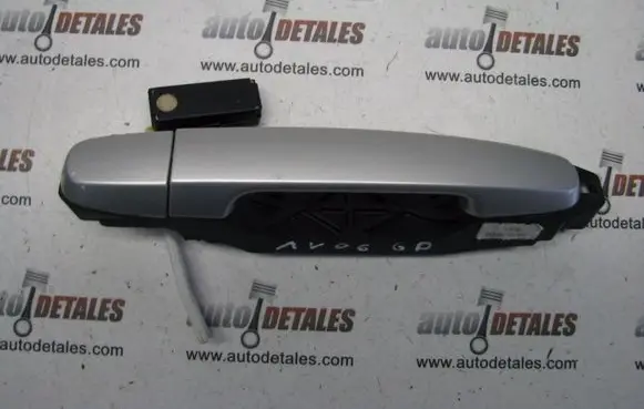 Toyota Avensis T250 Rear door exterior handle 