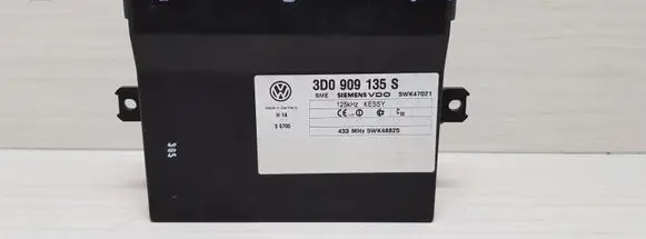 Volkswagen Touareg I Keyless (KESSY) go control unit/module 3D0909135S