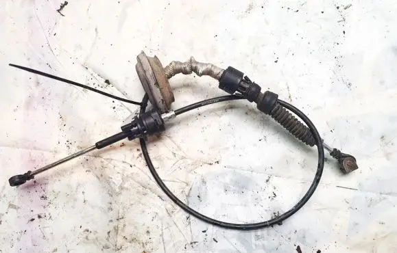Dodge Caliber Gear shift cable linkage 05273360ad