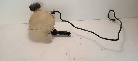 Citroen DS4 Coolant expansion tank/reservoir 