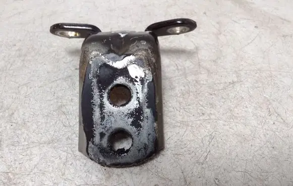 Nissan Note (E11) Front door upper hinge