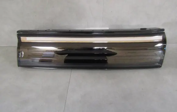 Volkswagen Tiguan Front bumper upper radiator grill 571853655A 82490102