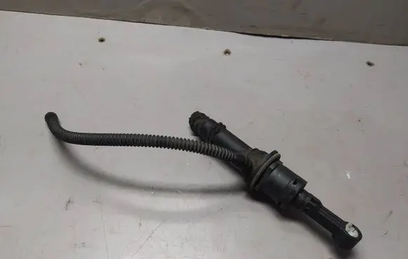 Renault Scenic III - Grand scenic III Clutch master cylinder 306101185R