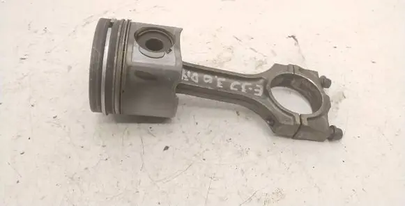 BMW 5 E39 Piston 83950