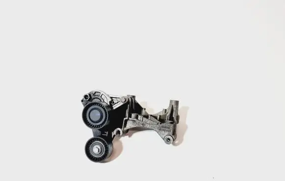 Nissan X-Trail T32 Generator/alternator bracket 117105124R 117105124