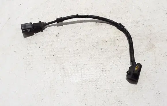 Volkswagen Caddy Camshaft position sensor 03L957147A