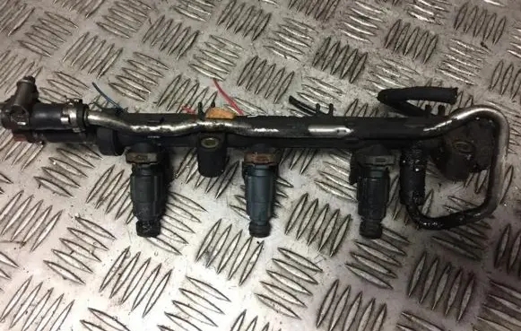 Smart ForTwo I Fuel main line pipe A1600700195 2900900269