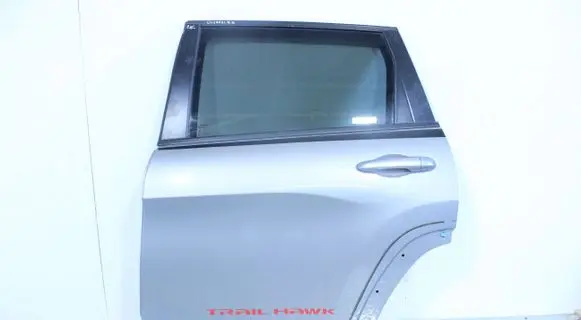 Jeep Cherokee Rear door