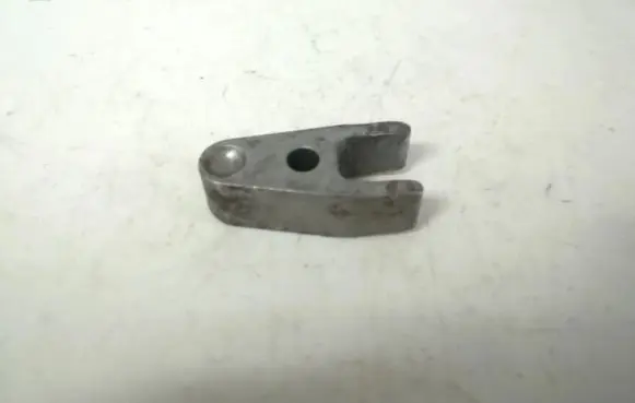 Mercedes-Benz B W245 Fuel Injector clamp holder 