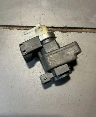 Hyundai Sonata Turbo solenoid valve 36611200
