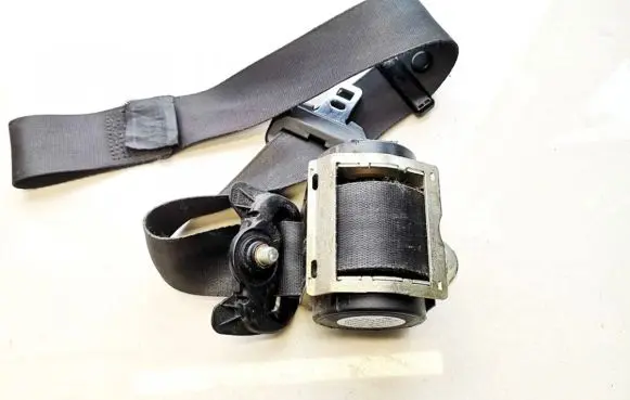 Mini One - Cooper R50 - 53 Front seatbelt 1505913