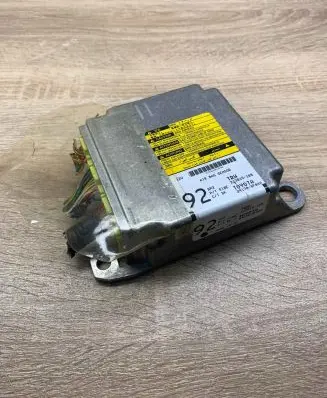 Toyota Corolla Verso AR10 Airbag control unit/module 891700F042 213819108