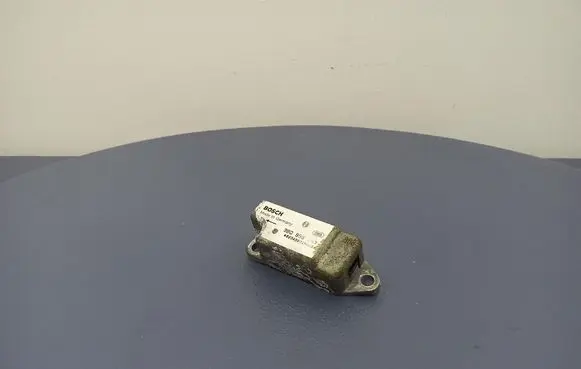 Volkswagen PASSAT B5 Sensor 0285001177