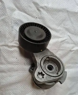 BMW 3 E90 E91 Alternator belt tensioner 8624196