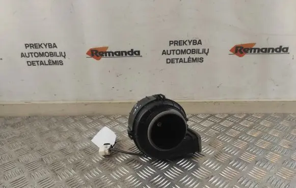 Toyota RAV 4 (XA50) Heater fan/blower G923033050