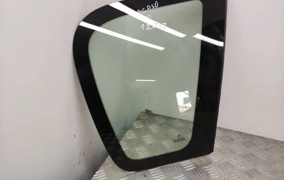 Citroen C3 Picasso Rear side window