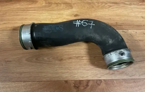 Volkswagen PASSAT B6 Intercooler hose/pipe 3C0145832D 3C0145762