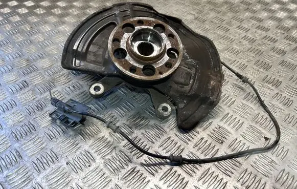 Mercedes-Benz A W176 Front wheel hub spindle knuckle 24605