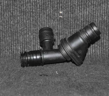 BMW 7 F01 F02 F03 F04 Air intake hose/pipe 7575642
