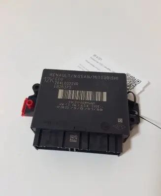 Nissan Qashqai J12 Parking PDC control unit/module 284L03224R