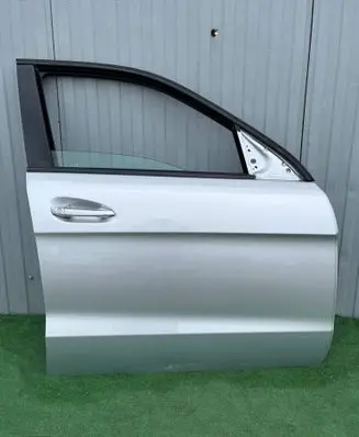 Mercedes-Benz GLS X166 Front door