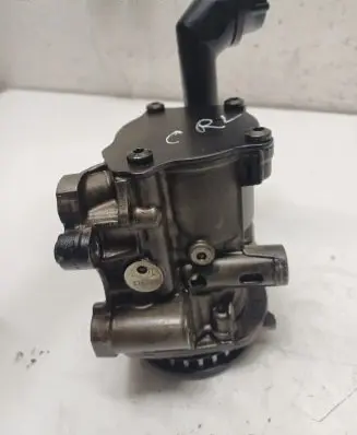 Volkswagen PASSAT B8 Oil pump 04L145208H 04L115263B CRL