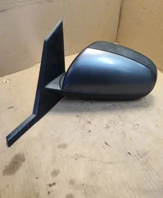 Mitsubishi Colt Front door electric wing mirror 7632A163