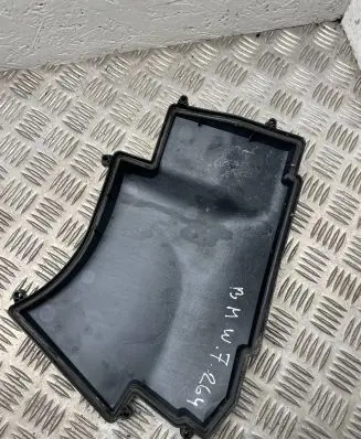 BMW 7 E65 E66 Fuse box cover 7526470 58650910 AUST71A