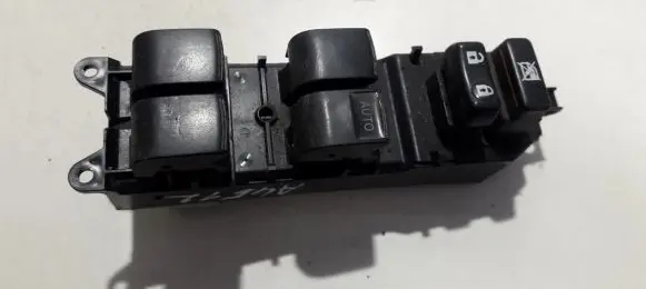 Toyota Auris 150 Electric window control switch 192830