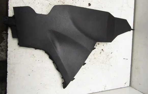 Suzuki SX4 S-Cross Centre console side trim front 75841-57T0