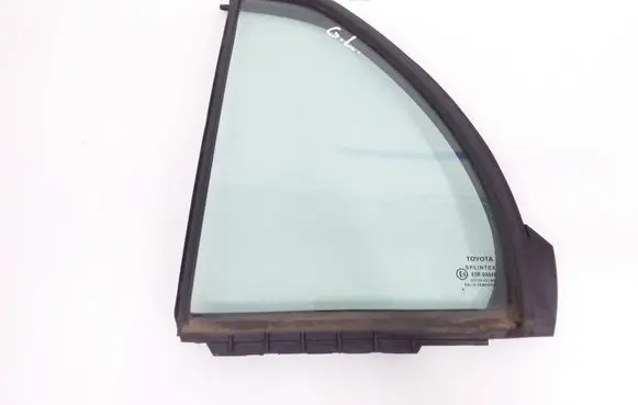 Toyota Yaris Rear vent window glass 43R00048