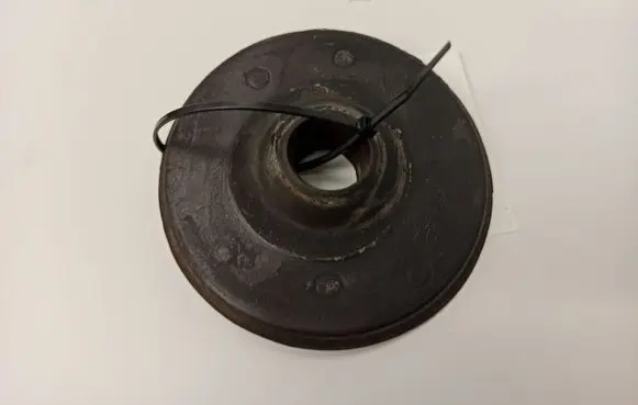 Mercedes-Benz E W211 Rear coil spring rubber mount 