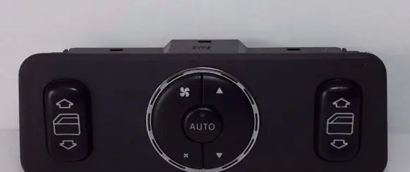Mercedes-Benz ML W163 Air conditioner control unit module A1638200326